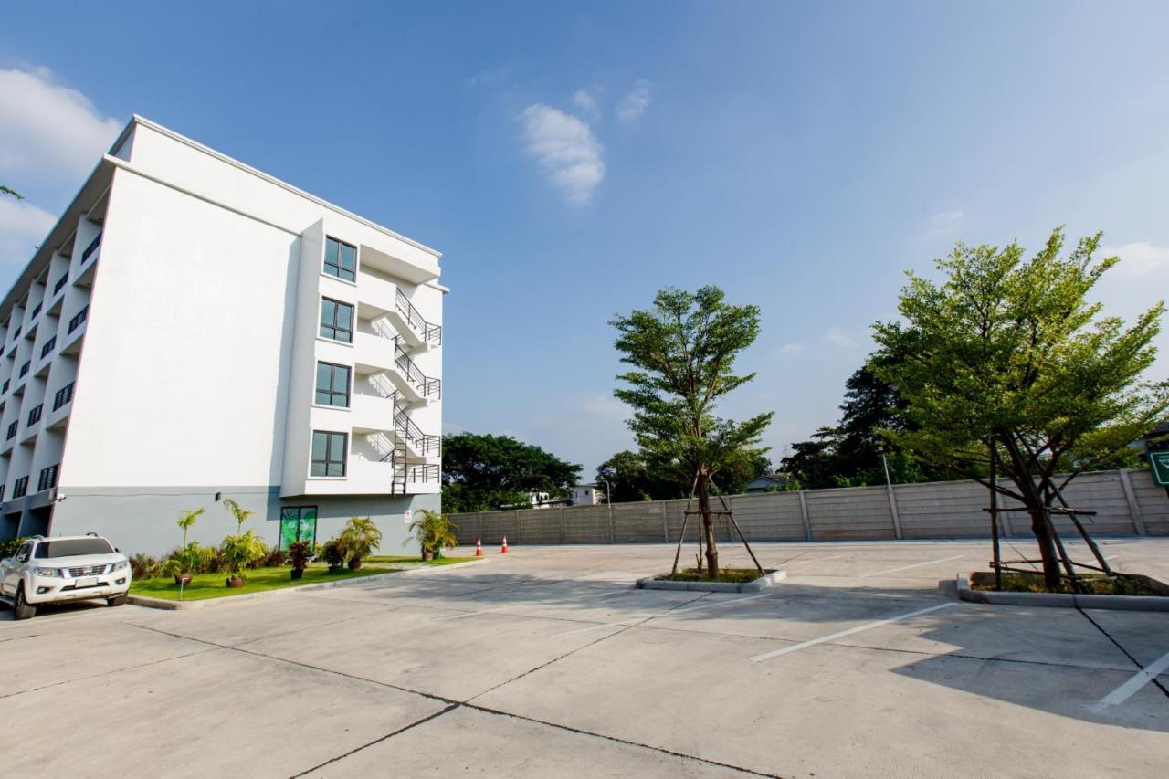 Le Lert Hotel Ratchaburi Exteriér fotografie